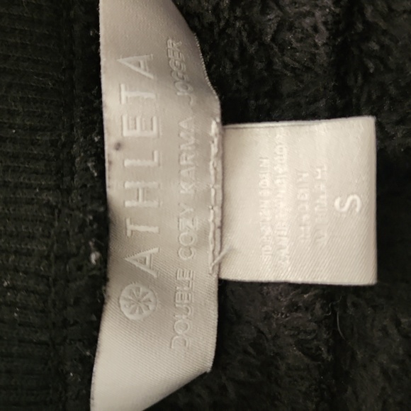 ATHLETA black velour crop pants wowmans size small - Picture 3 of 6